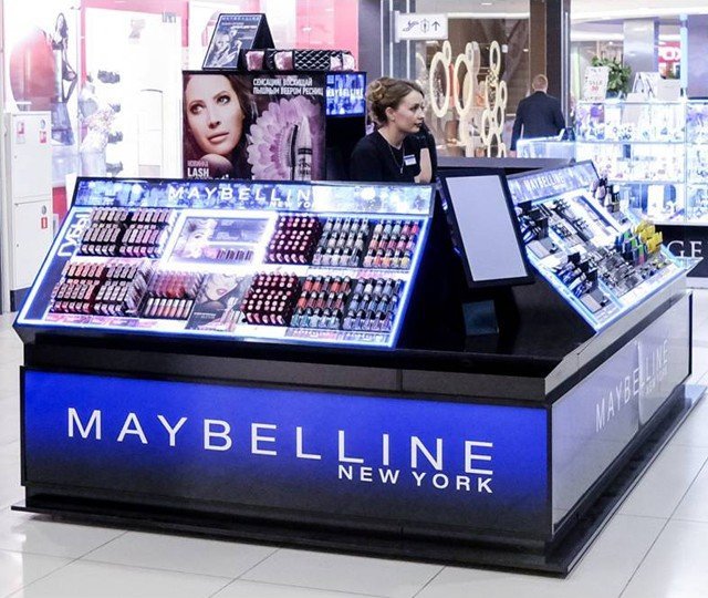 Марка Maybelline New York открывает киоски в России