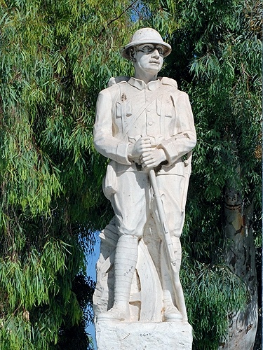Памятник Неизвестному солдату в Ираклионе (Греция), посвященный событиям 1912-1922 года - балканским войнам, в результате которых Крит освободился от турков. Lellenka (aka Келена)