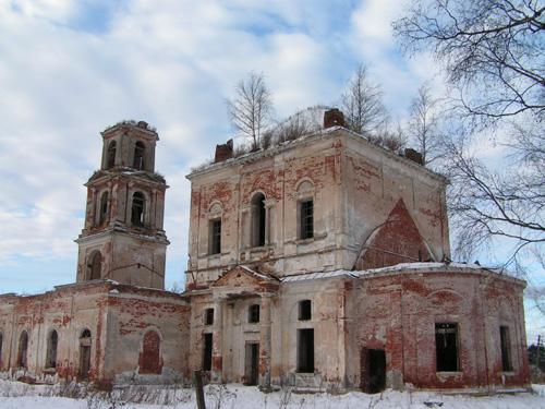 Заброшенная церковь в с.Рождественно. Тверская область. Ксюта