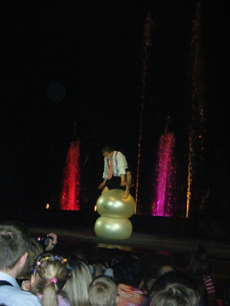 цирк танцующих фонтанов в измайлово. москва витамин-ка