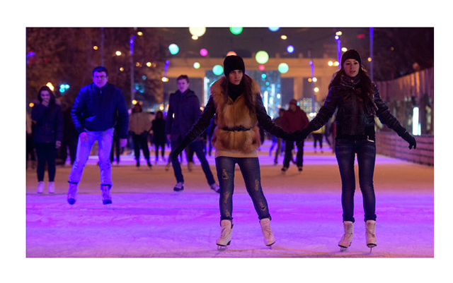 Москвички смогут 8 марта бесплатно покататься на коньках