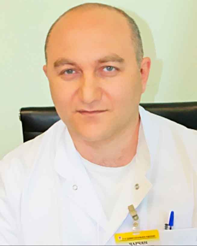 Артак Чарчян, заведующий 2-м травматологическим отделением ГКБ им Ф.И. Иноземцева