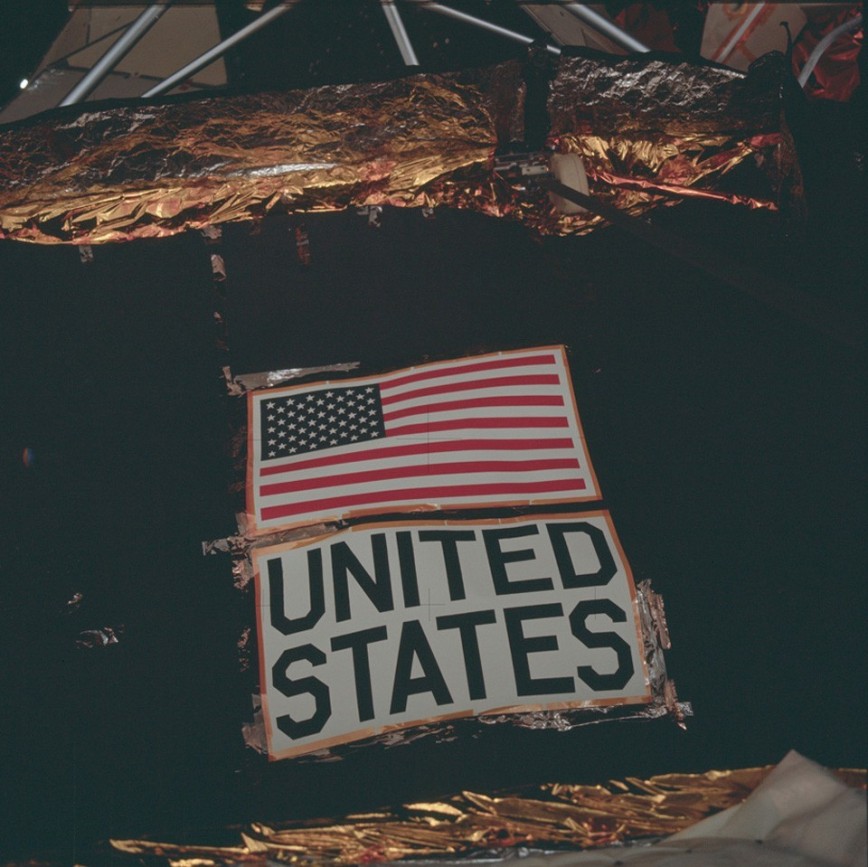Теория Лунного заговора: Новые фотографии высадки американцев на луну добавят аргументов «за» и «против»
