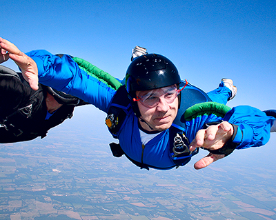 Прыжок с парашютом - моё личное достижение. CoffeeAcid