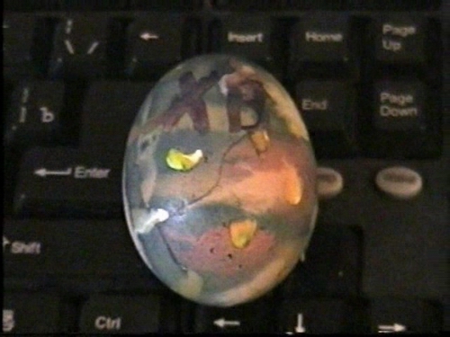 Интерактивное яйцо. Красил сам :-) САНЁК