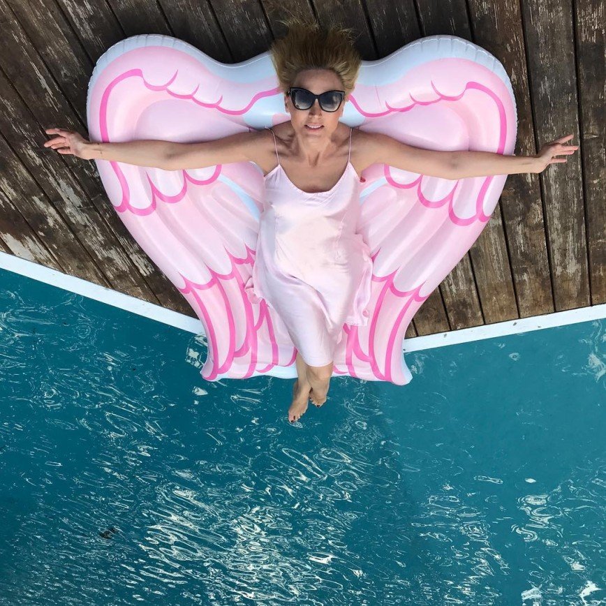 "Просто настоящий ангел": Кристина Орбакайте сообщила, что у нее есть крылья