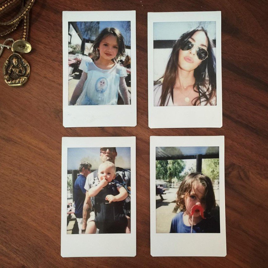 Меган Фокс обнародовала семейные снимки