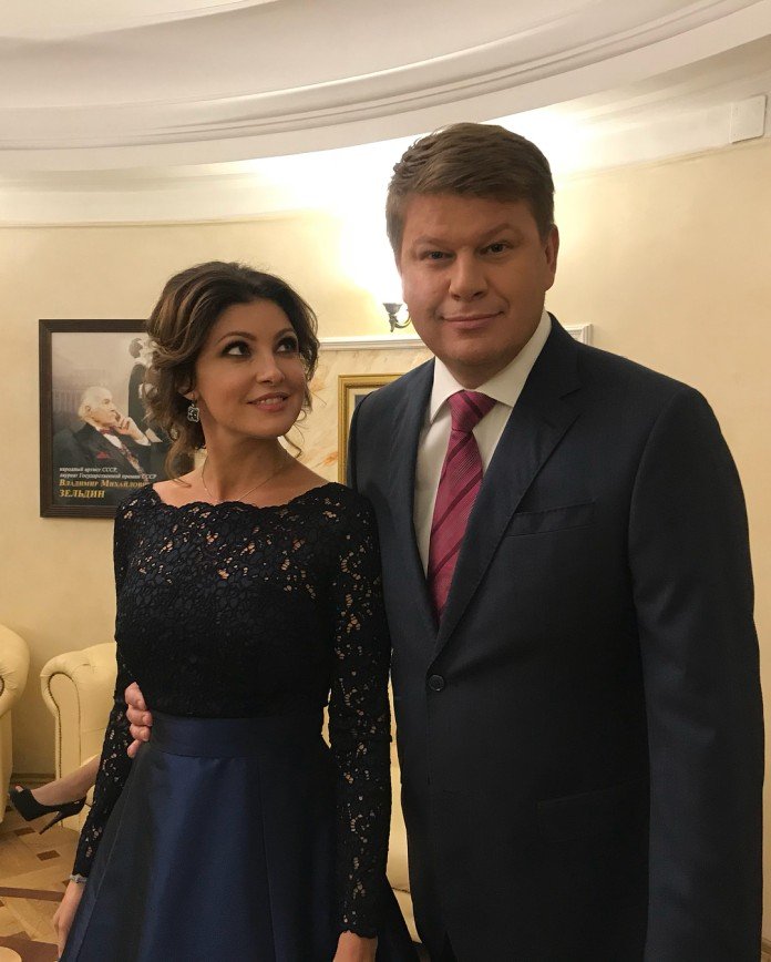 Губерниев дмитрий с женой фото