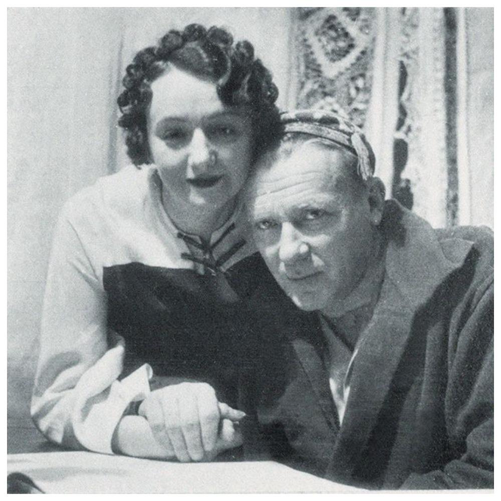 Михаил Булгаков с женой Еленой