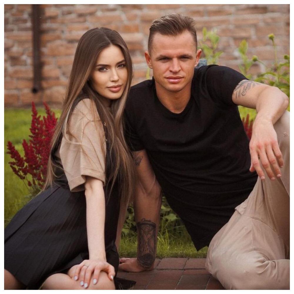 Анастасия Костенко и Дмитрий Тарасов ждут четвертого ребенка