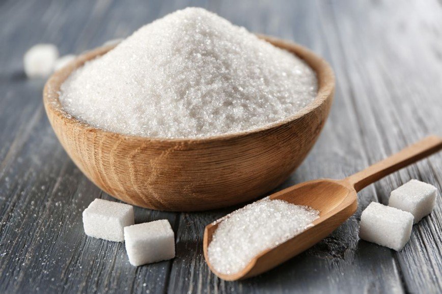 Россияне стали употреблять слишком много сахара и соли