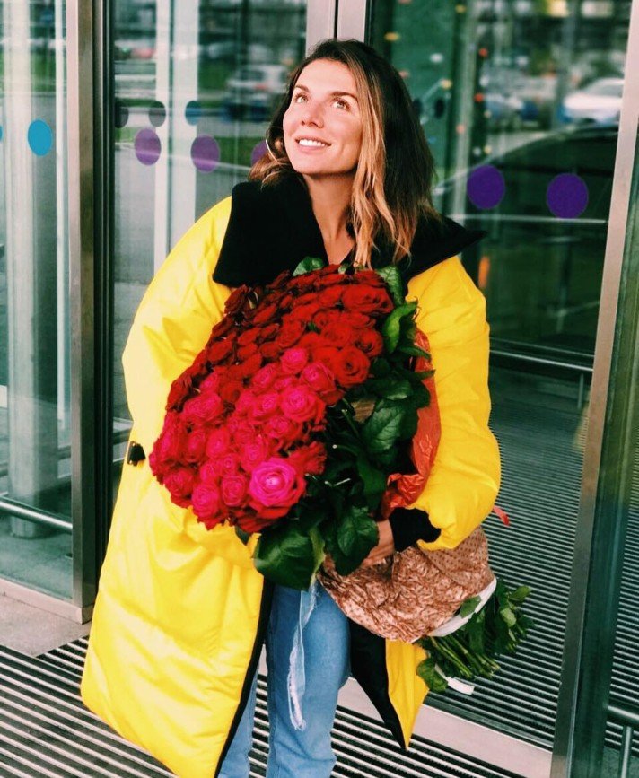 Анна Седокова без макияжа поделилась эмоциями от возвращения домой
