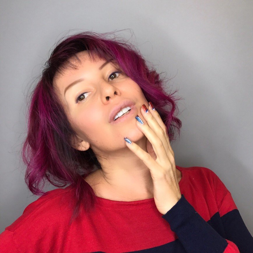 «Вы нашли свой цвет»: Наталья Штурм перекрасила волосы