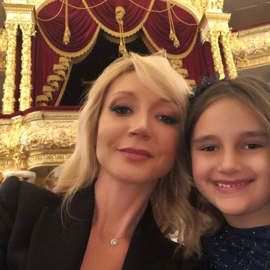 Кристина Орбакайте впервые сводила дочь в Большой театр