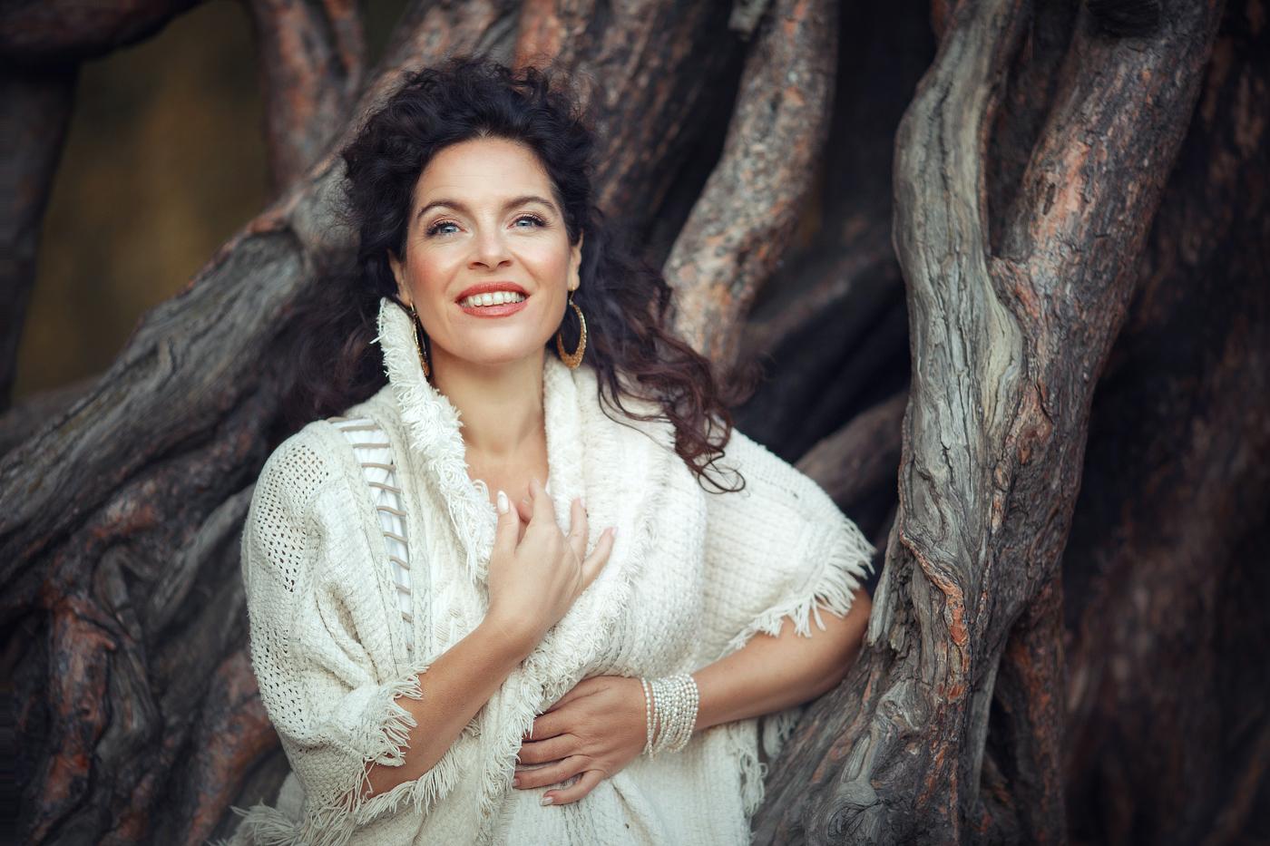 Австралийская певица Перукуа проведет онлайн-семинар и покажет "Силу любви" 