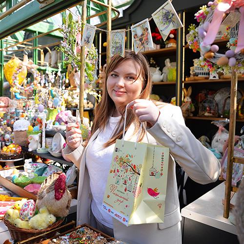 Куличи с лавандой и натуральный лен: тысячи подарков можно приобрести на площадках фестиваля «Пасхальный дар»