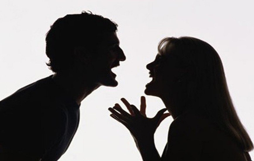 Токсичные отношения: 7 ядовитых симптомов, когда пора бежать
