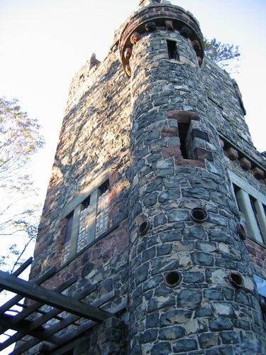 Patterson, NJ, USA смотровая башня на вершине скалистой горы, которая находится в в центре города.  Kathrine
