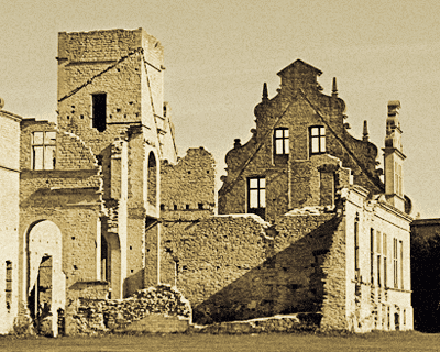 Развалины замка Унгру (Ungru manor) Яшмолочка