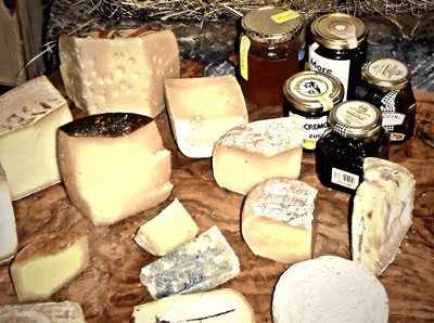Сыр с мармеладом, медом или конфитюром Yova