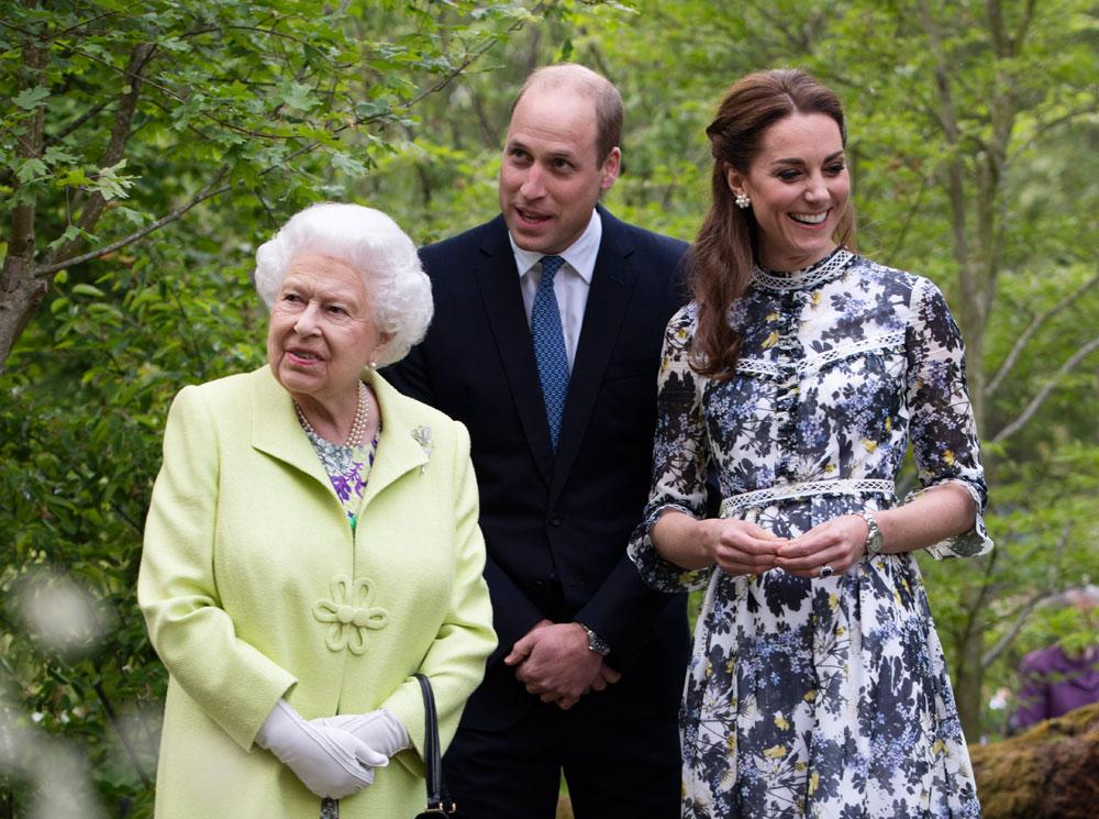 Ради безопасности! Королева Елизавета II запретила принцу Уильяму и Кейт Миддлтон путешествовать с детьми