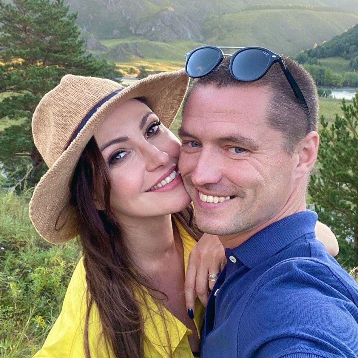 Очередные оскорбления: Анастасия Макеева опубликовала переписку мужа с его дочерью