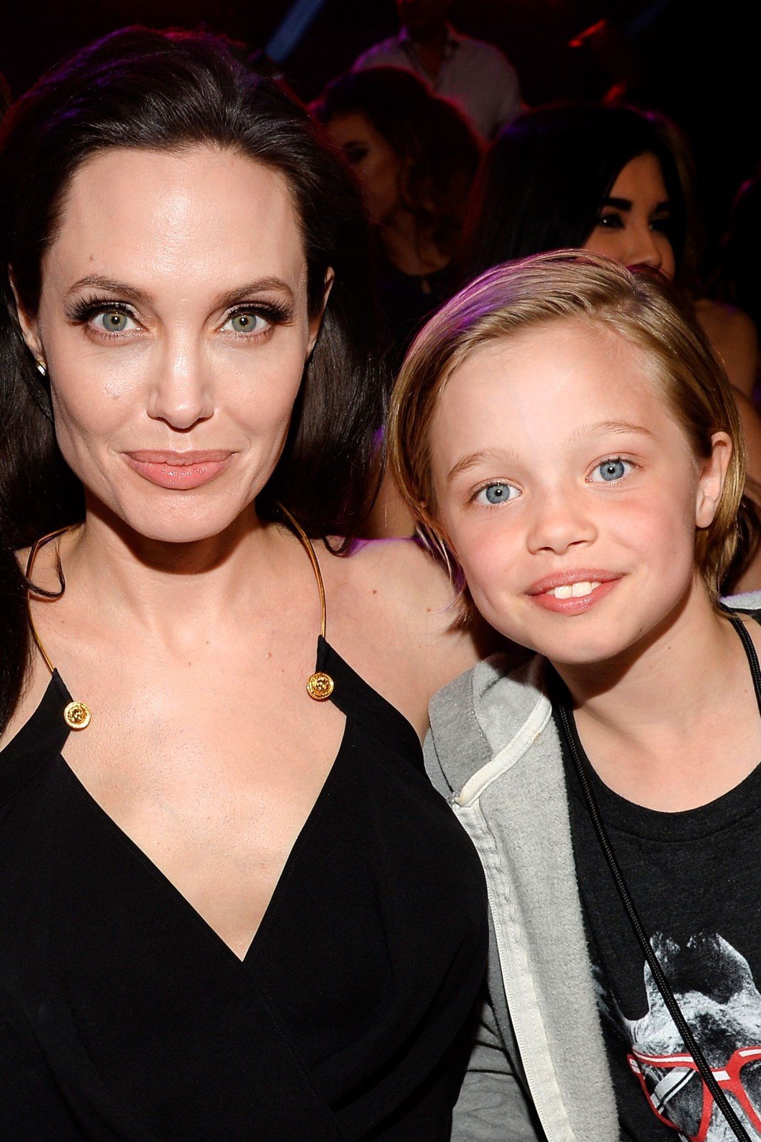 Дочь Анджелины Джоли и Брэда Питта официально сменила имя на мужское