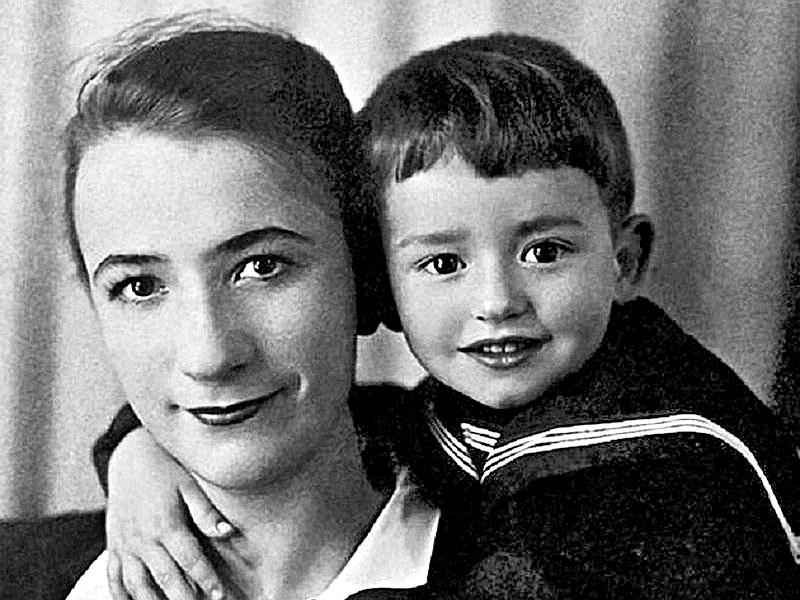 Александр Градский с мамой