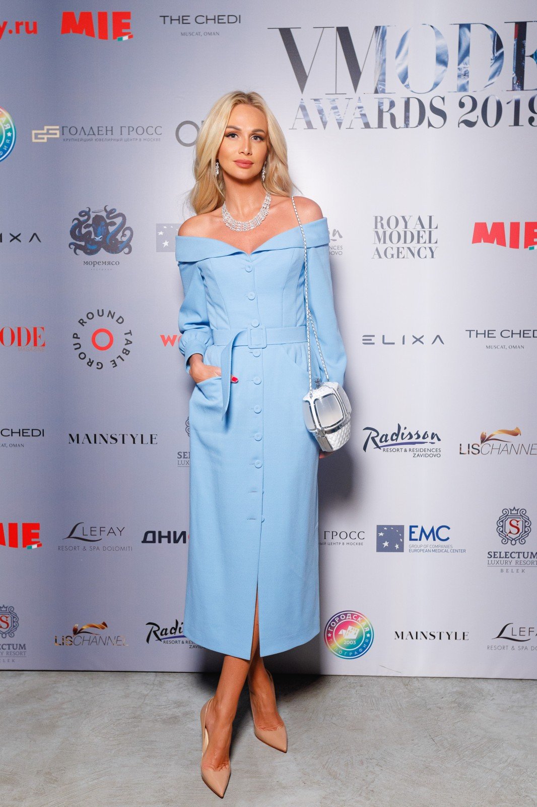 Виктория Лопырева на премии VMODE Awards 2019