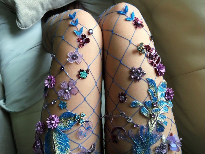 Сетка в цветочек: безумное сочетание на ваших ножках