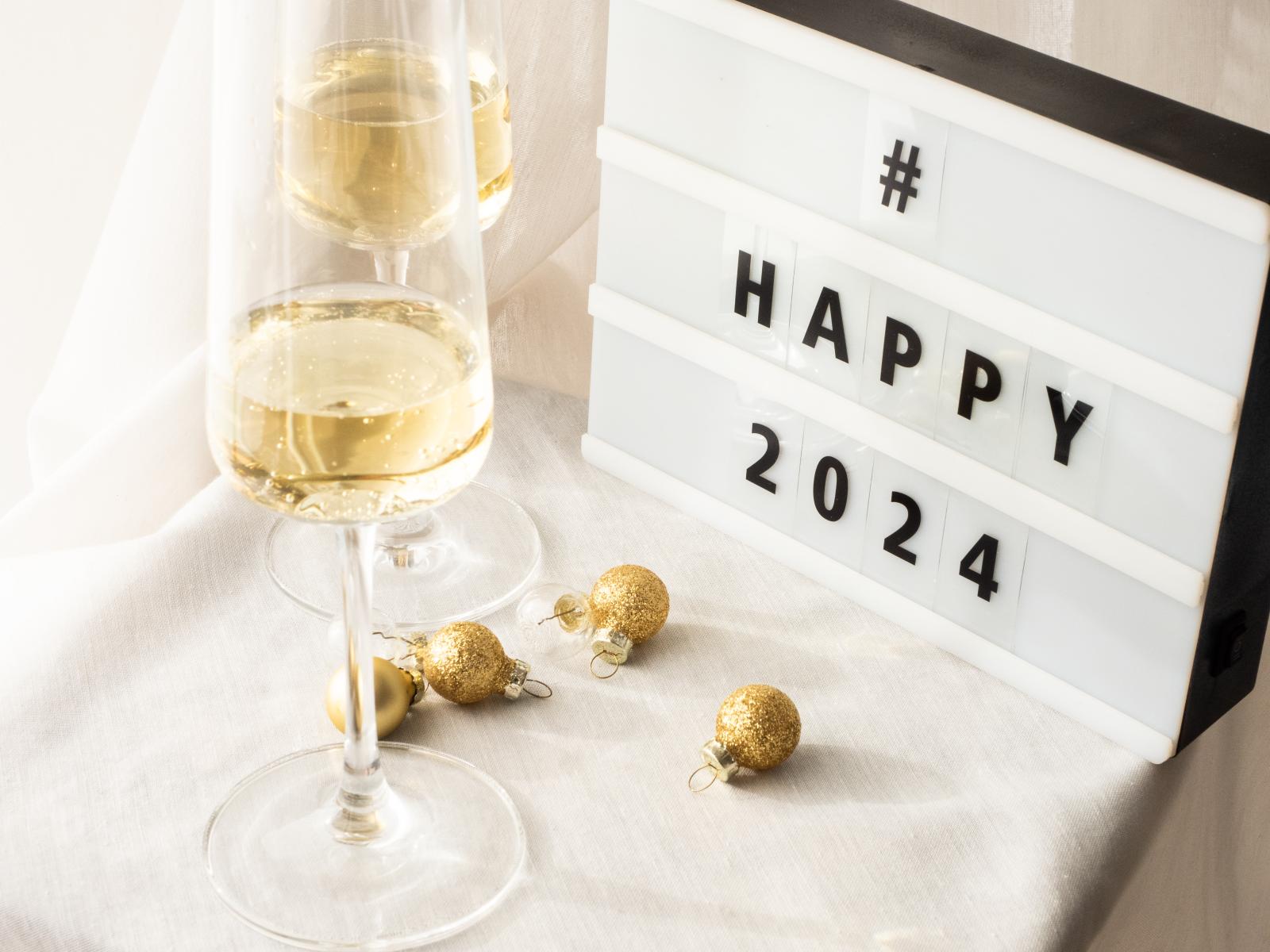 Новый год традиционно не обходится без шампанского